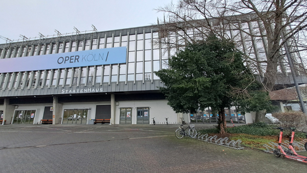 StaatenHaus