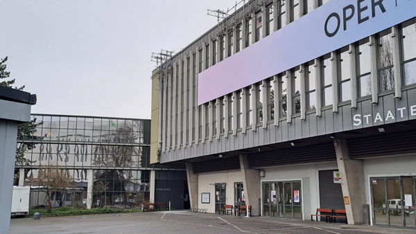 StaatenHaus